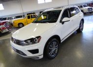 2016 Volkswagen Touareg VR6 Luxury