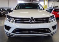 2016 Volkswagen Touareg VR6 Luxury